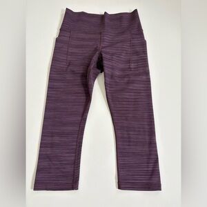 Athleta Salutation II Capri Size Medium Purple